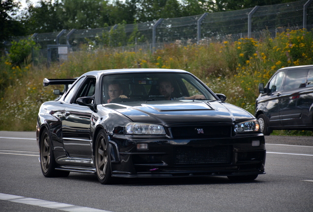 Nissan Skyline R34 GT-R