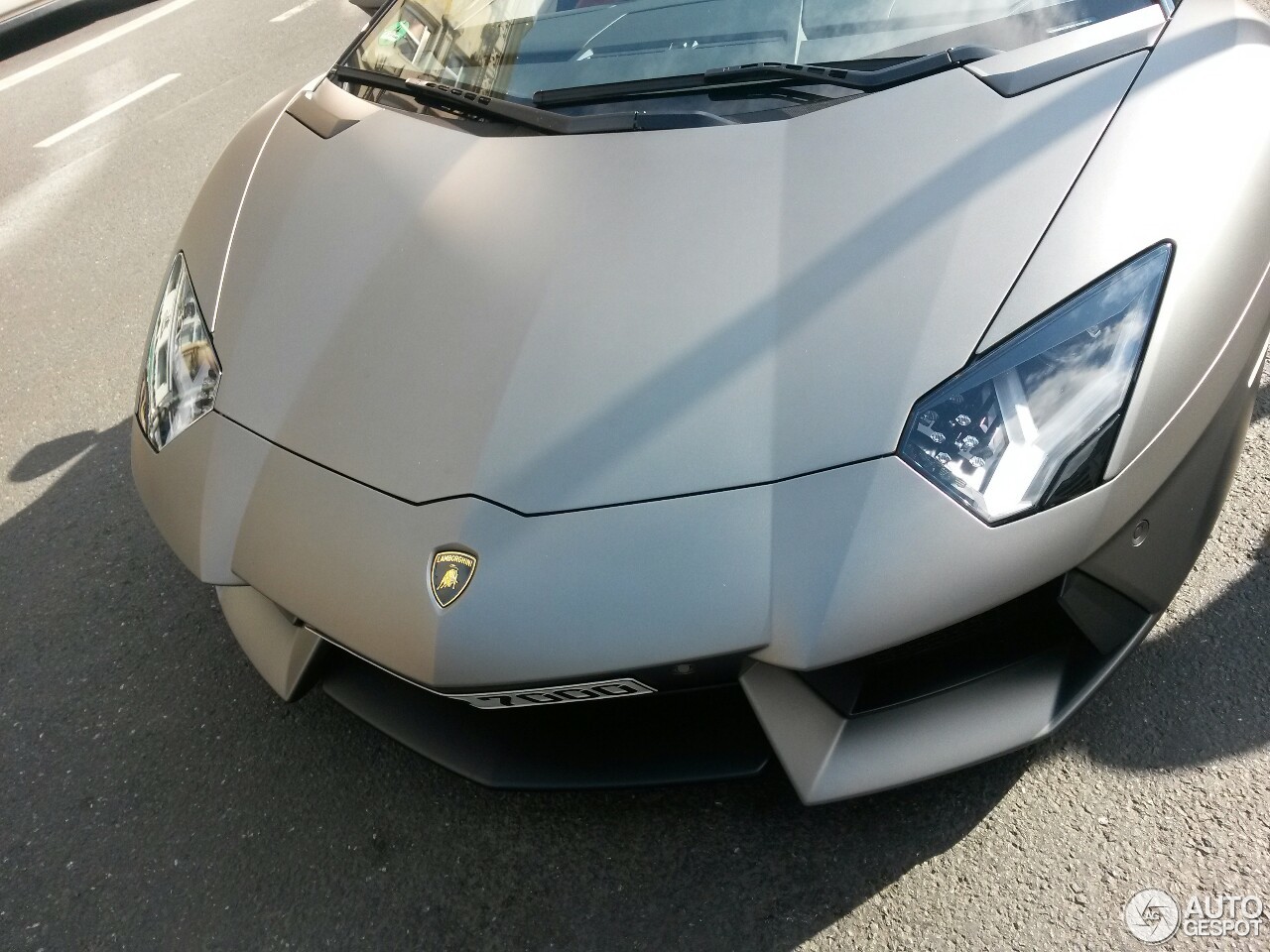 Lamborghini Aventador LP700-4 Roadster