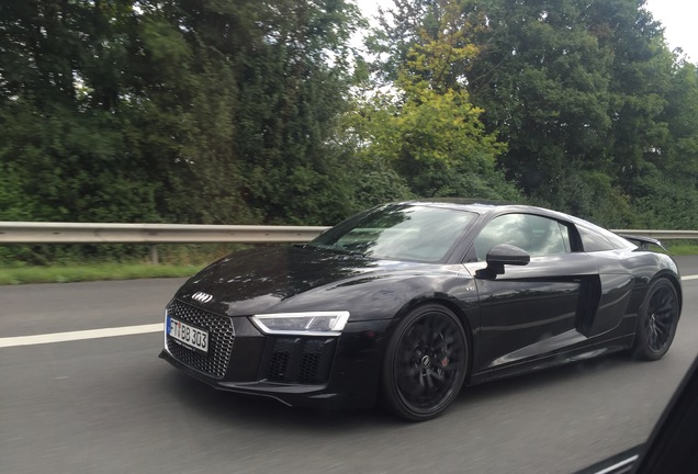 Audi R8 V10 Plus 2015