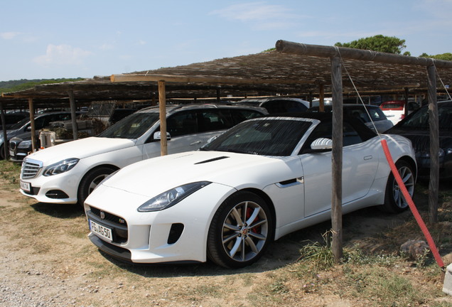 Jaguar F-TYPE S Convertible