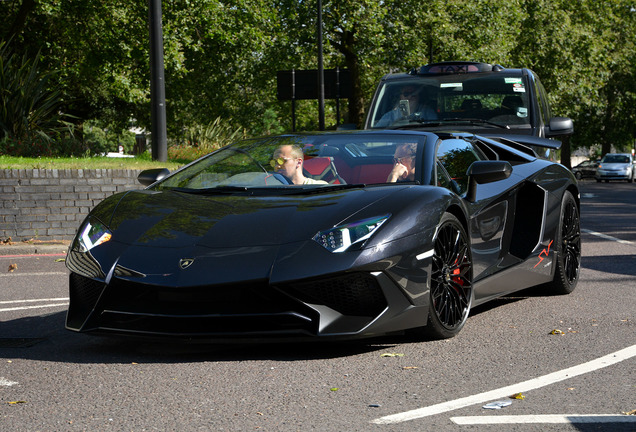 Lamborghini Aventador LP750-4 SuperVeloce Roadster