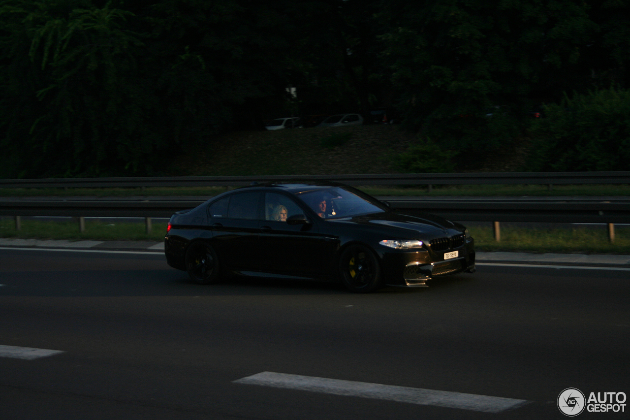 BMW M5 F10 2011