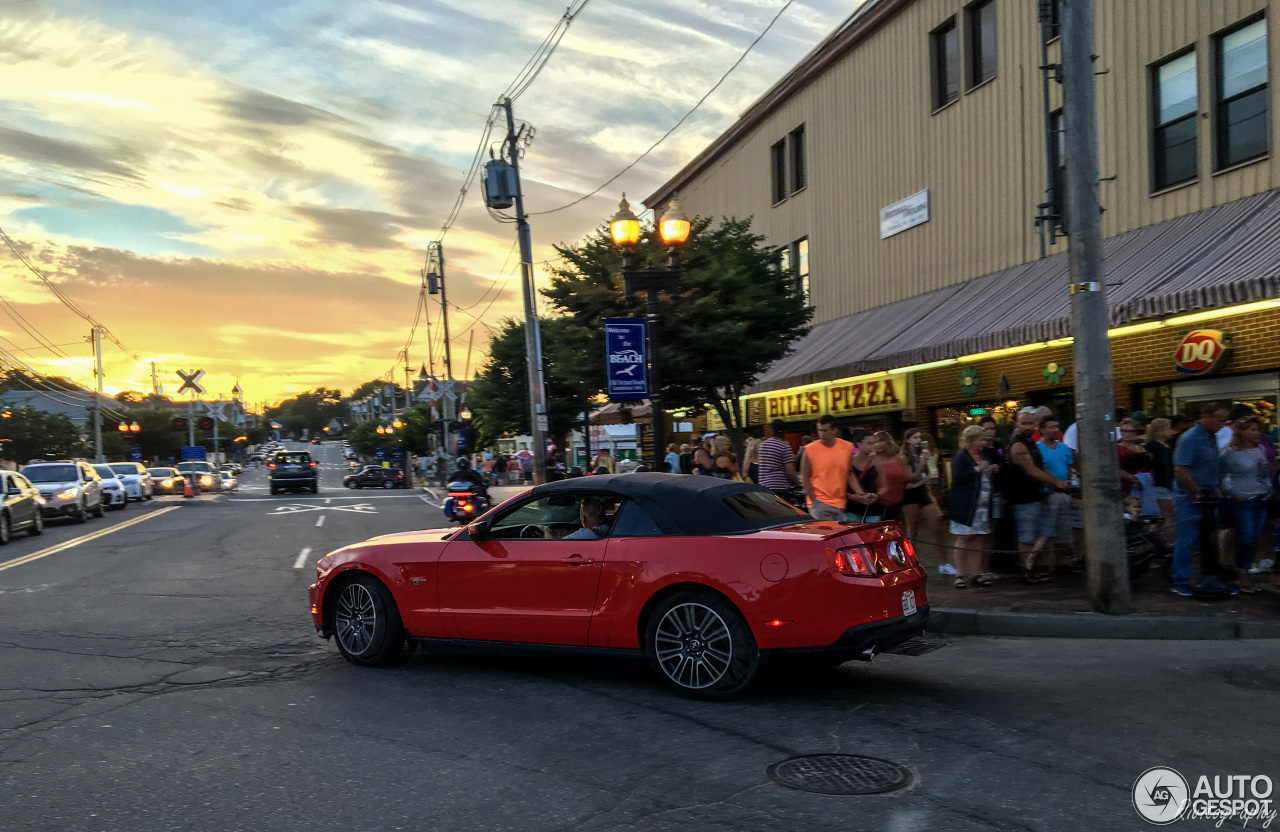 Ford Mustang GT Convertible 2010