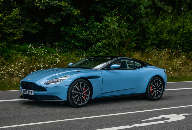 Aston Martin DB11