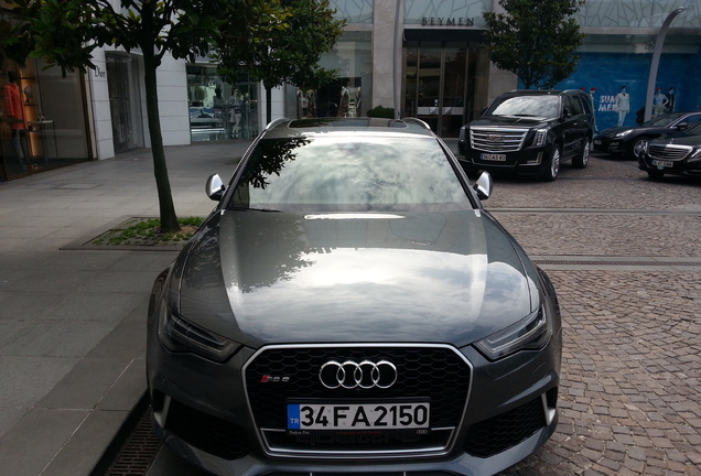 Audi RS6 Avant C7 2015