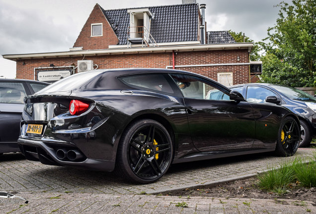 Ferrari FF