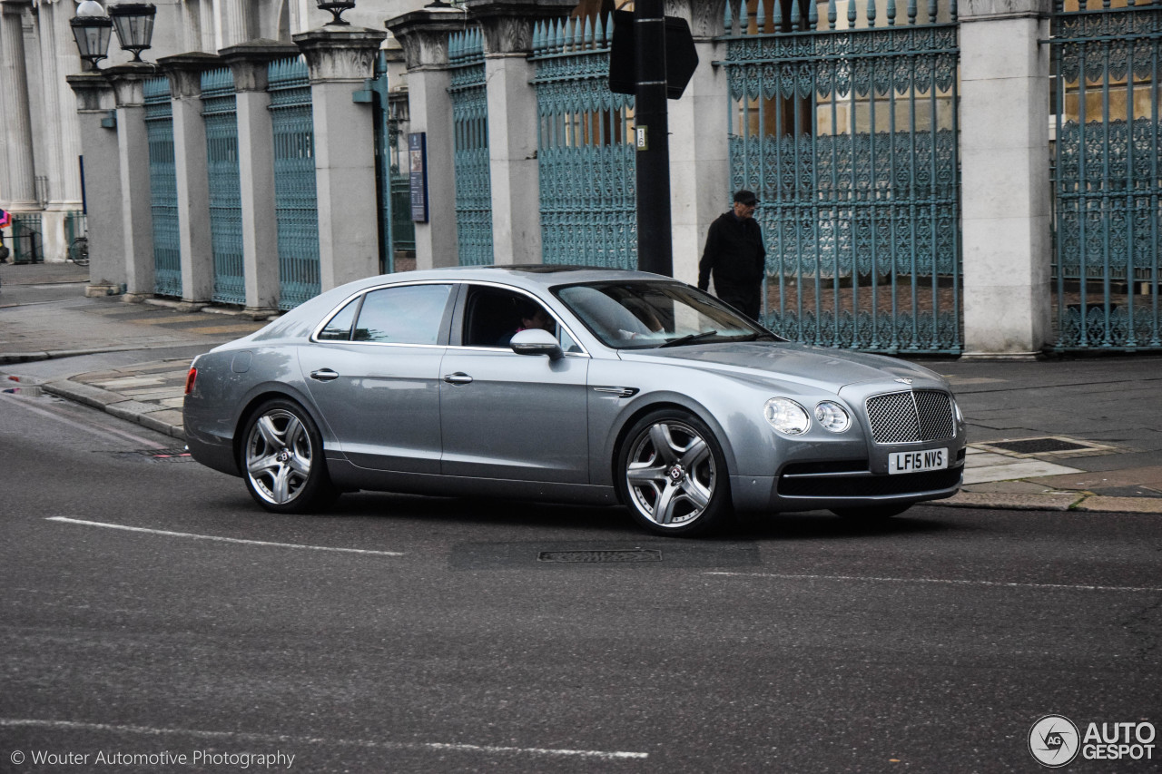 Bentley Flying Spur V8