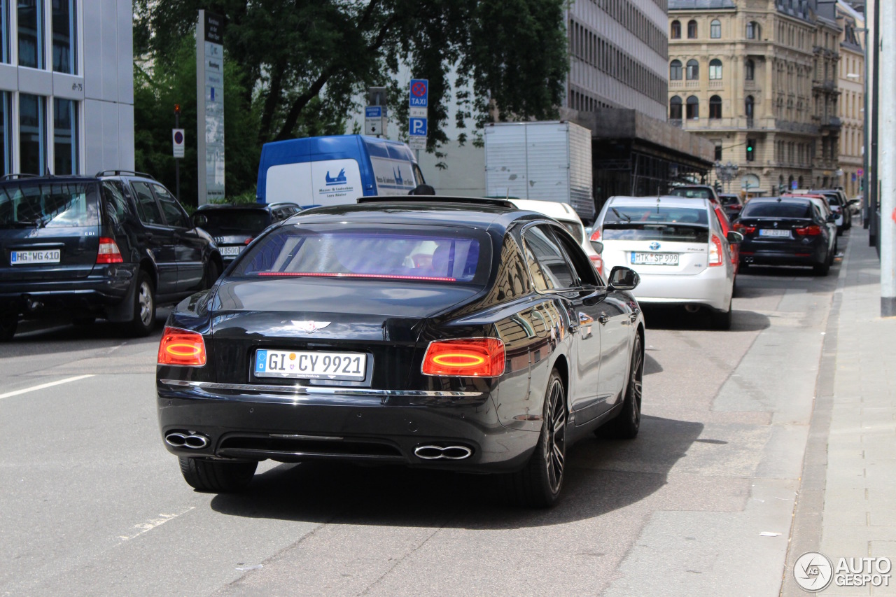 Bentley Flying Spur V8