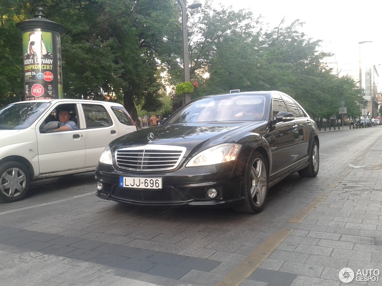 Mercedes-Benz S 65 AMG V221