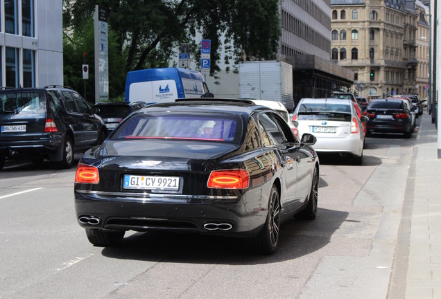 Bentley Flying Spur V8