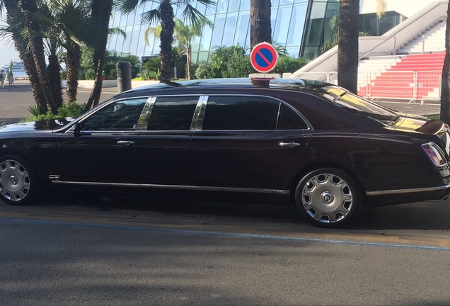 Bentley Mulsanne Grand Limousine