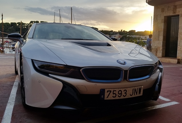 BMW i8