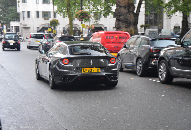 Ferrari FF