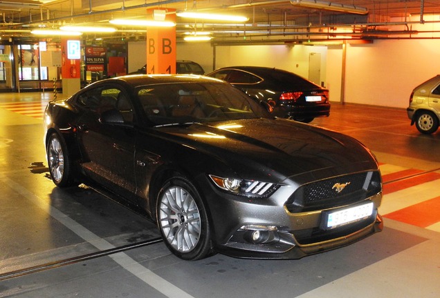 Ford Mustang GT 2015