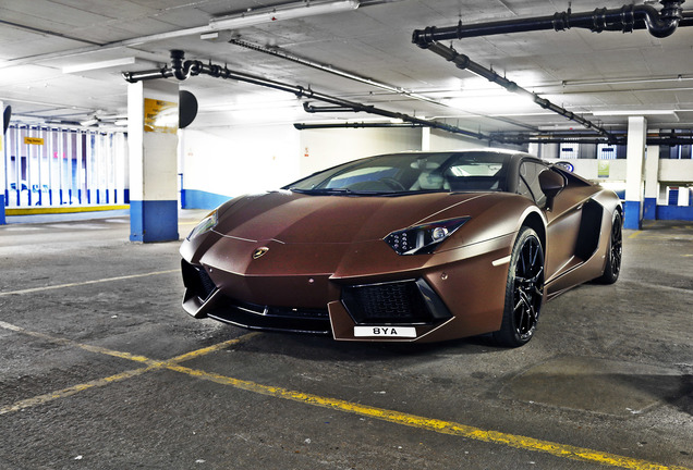 Lamborghini Aventador LP700-4 Roadster