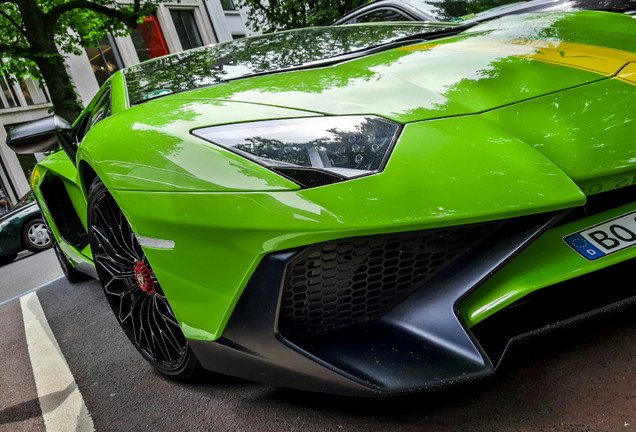 Lamborghini Aventador LP750-4 SuperVeloce