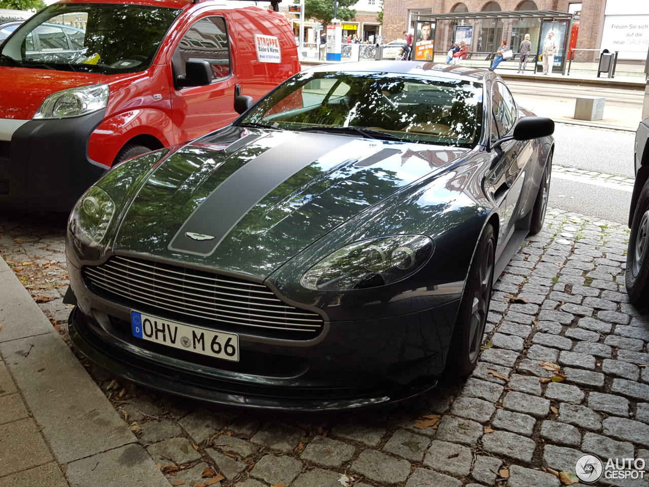 Aston Martin V8 Vantage