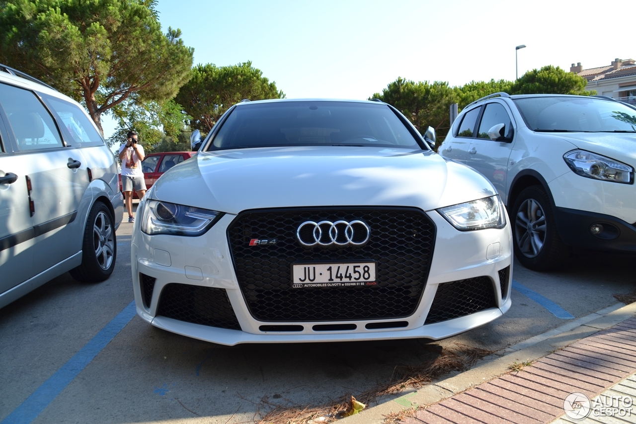 Audi RS4 Avant B8