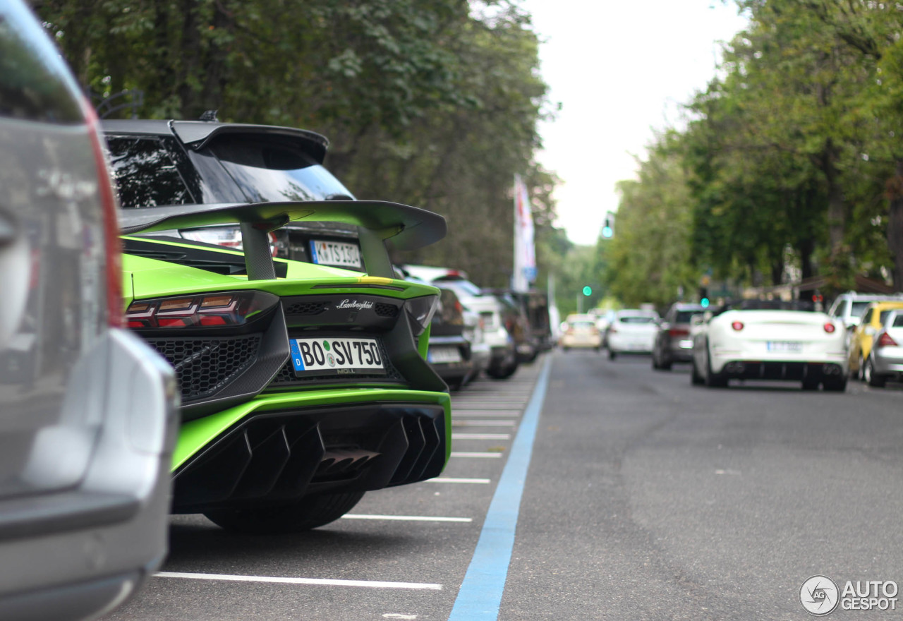 Lamborghini Aventador LP750-4 SuperVeloce