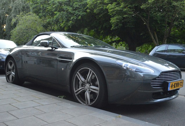 Aston Martin V8 Vantage Roadster