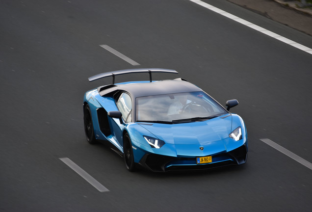 Lamborghini Aventador LP750-4 SuperVeloce