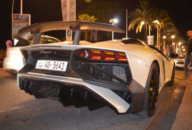 Lamborghini Aventador LP750-4 SuperVeloce Roadster