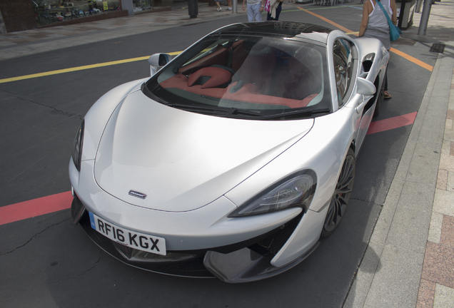 McLaren 570GT