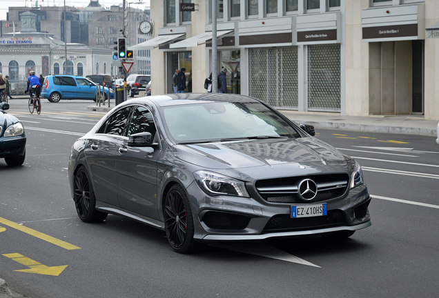 Mercedes-Benz CLA 45 AMG C117