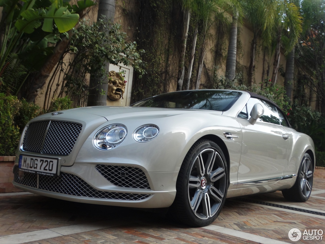 Bentley Continental GTC V8 2016