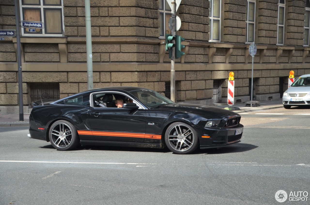 Ford Mustang GT 2013