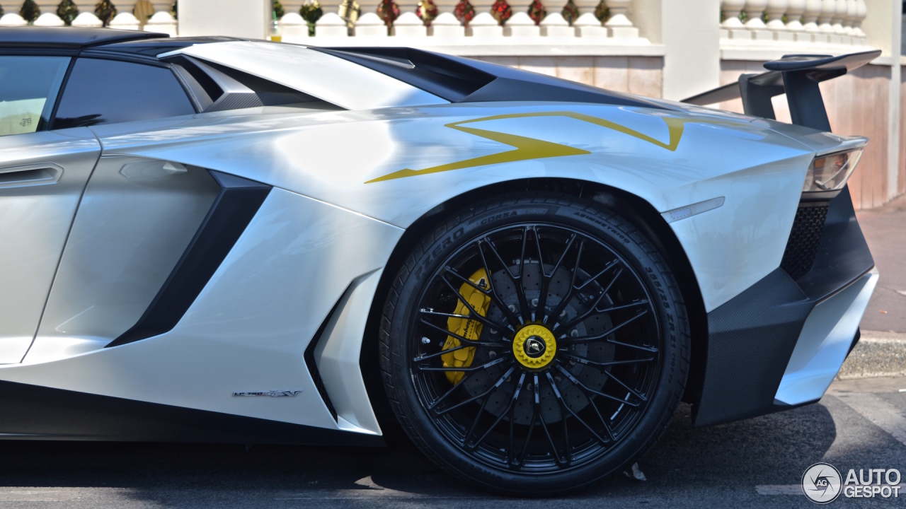 Lamborghini Aventador LP750-4 SuperVeloce Roadster