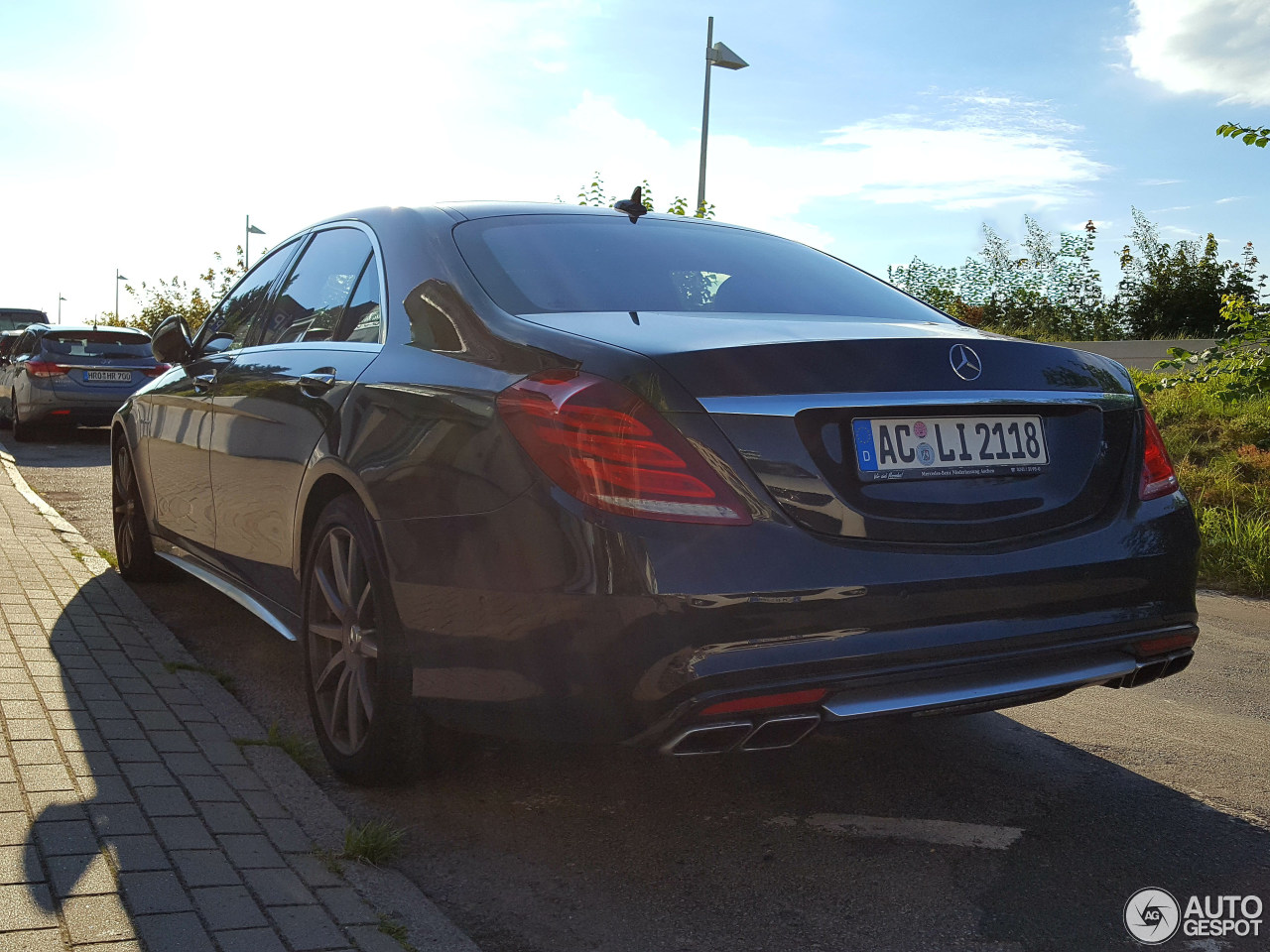 Mercedes-Benz S 63 AMG V222