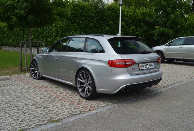 Audi RS4 Avant B8