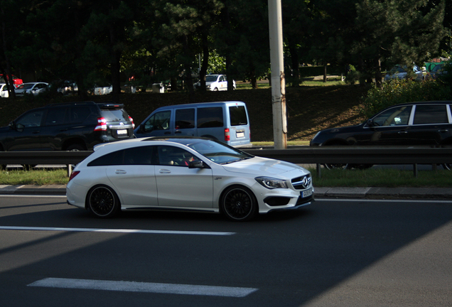 Mercedes-AMG CLA 45 Shooting Brake X117