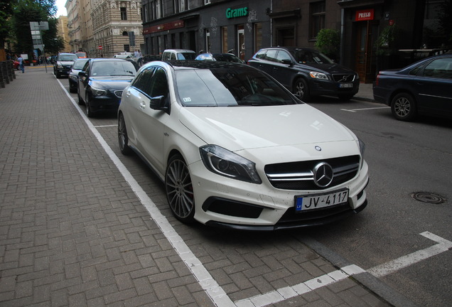 Mercedes-Benz A 45 AMG