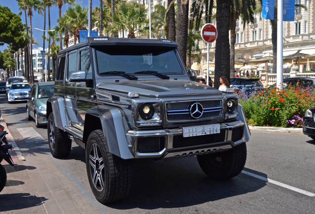 Mercedes-Benz G 500 4X4²