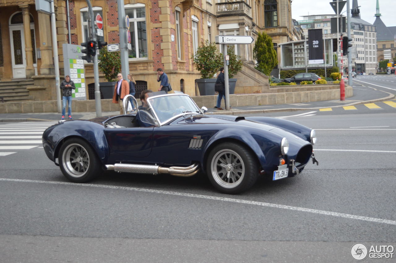 AC Cobra 427