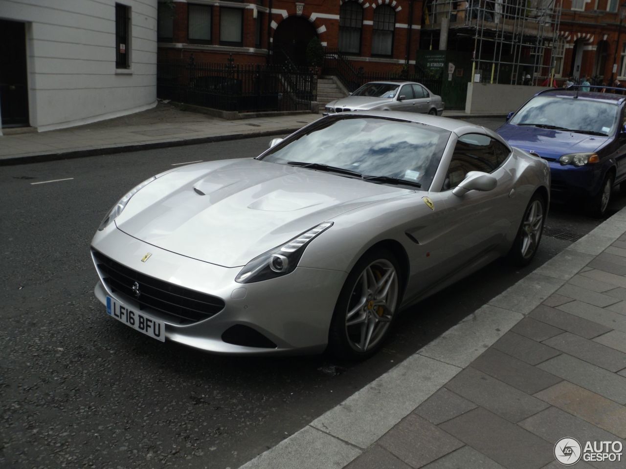 Ferrari California T