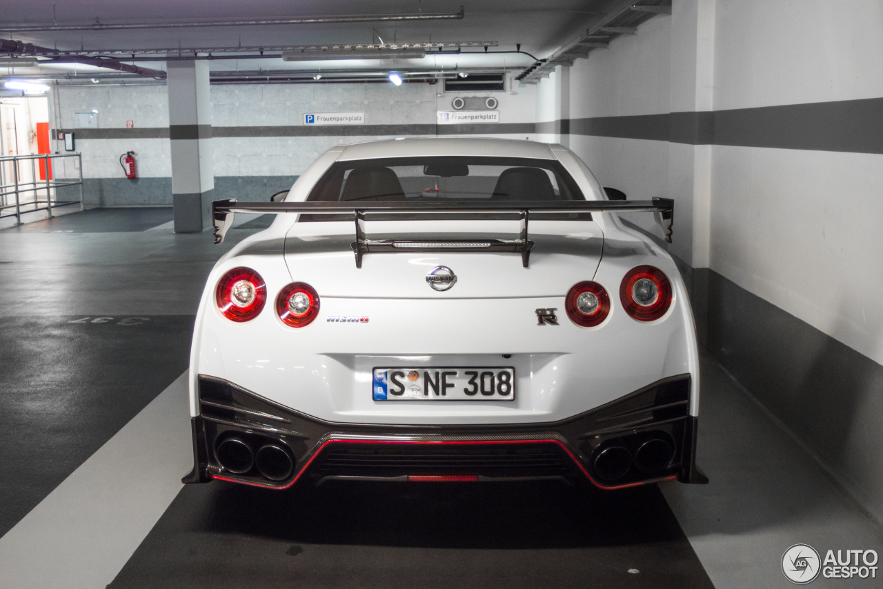 Nissan GT-R 2011 Nismo