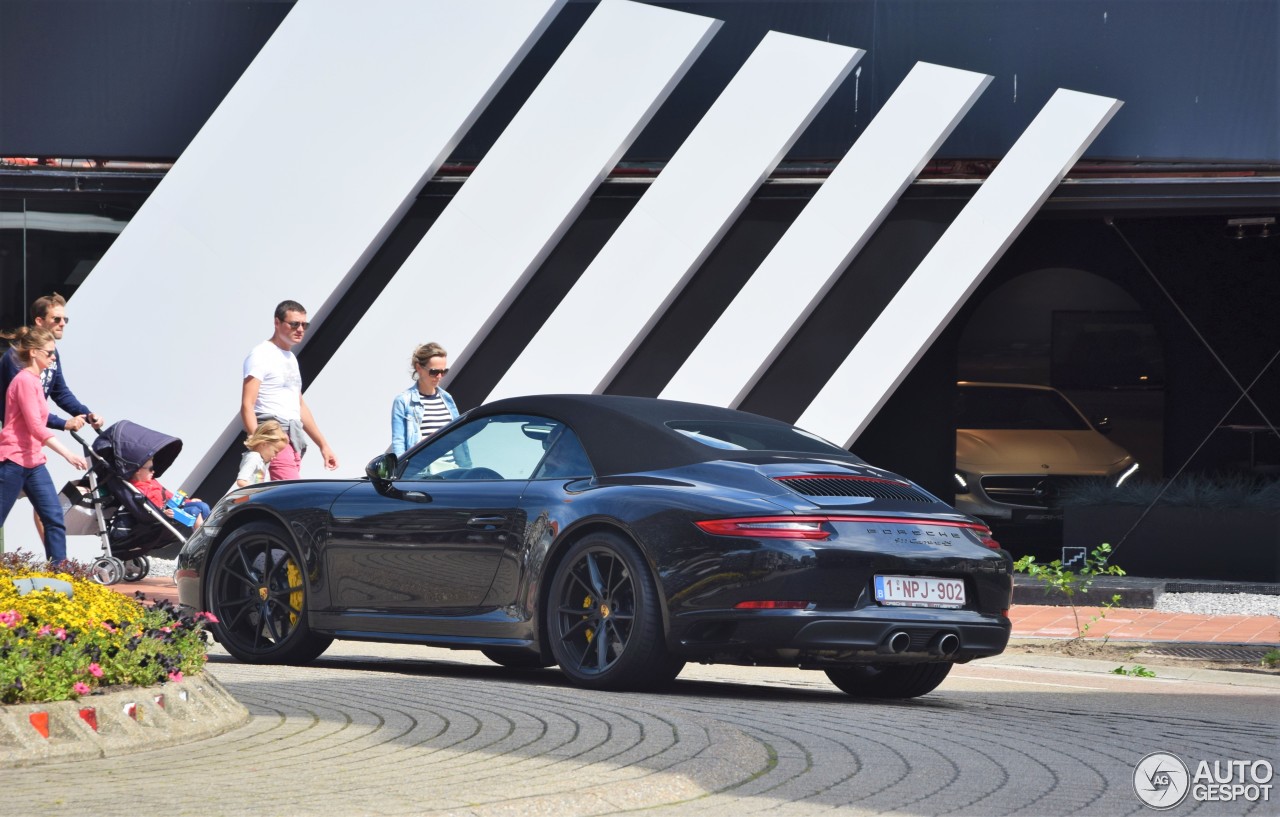 Porsche 991 Carrera 4S Cabriolet MkII