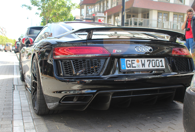 Audi R8 V10 Plus 2015