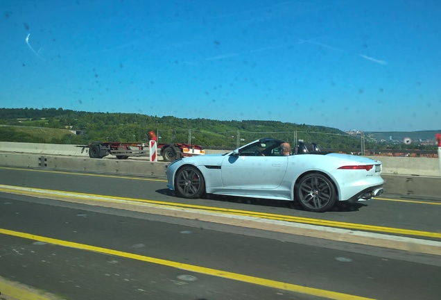 Jaguar F-TYPE S V8 Convertible