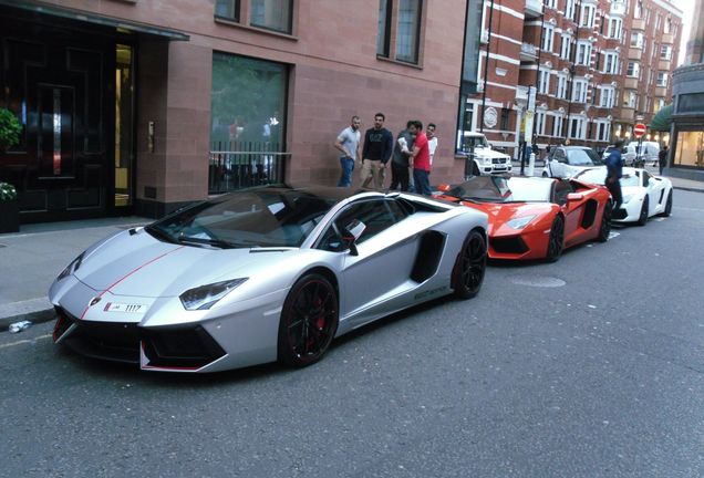 Lamborghini Aventador LP700-4 Roadster