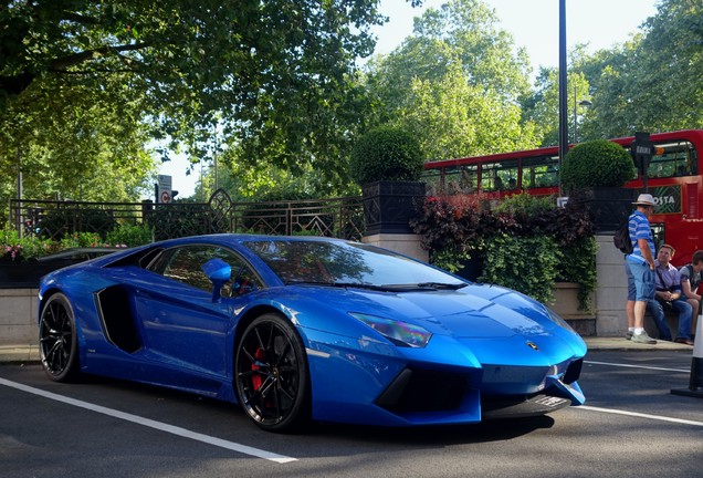 Lamborghini Aventador LP900-4 DMC Molto Veloce