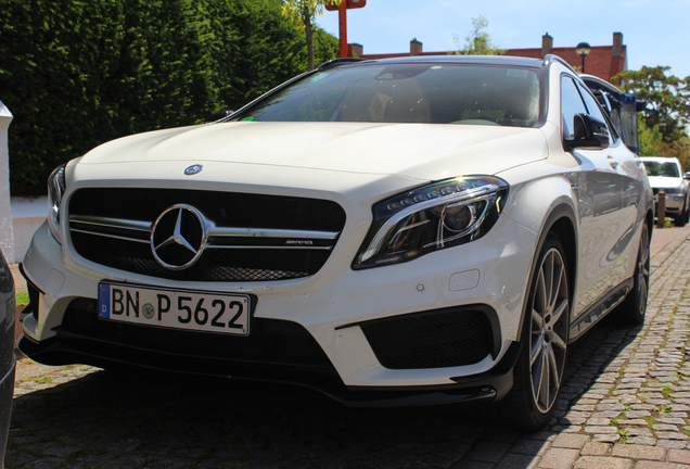 Mercedes-AMG GLA 45 X156