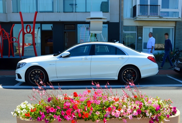 Mercedes-Benz S 63 AMG V222