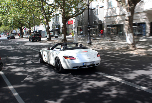 Mercedes-Benz SLS AMG Roadster