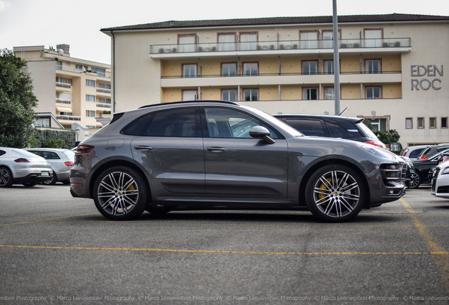 Porsche 95B Macan Turbo