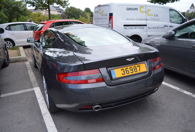 Aston Martin DB9