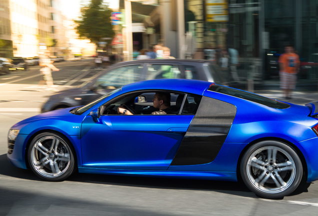 Audi R8 V10